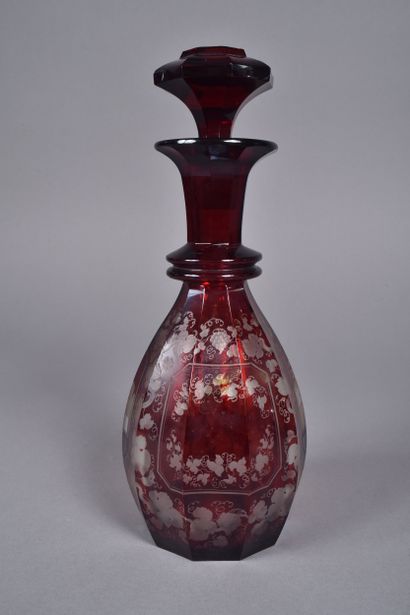 Carafe à vin et son bouchon en cristal de...