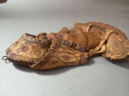 La Bretonne oh Tête féminine en bois naturel...