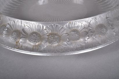 LALIQUE France. Coupe ou centre de table...