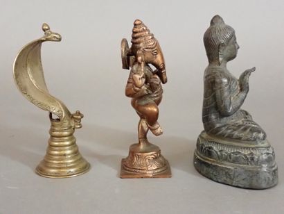ART D'ASIE, Lot comprenant une Statuette...