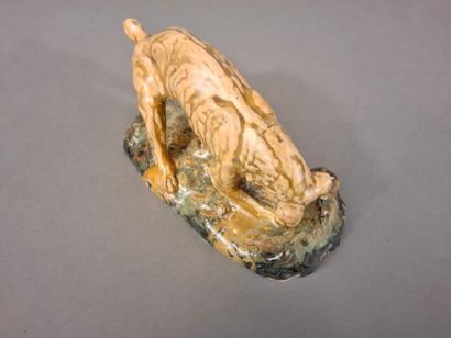 Ecole du XXe siècle, Chien creusant, sujet...