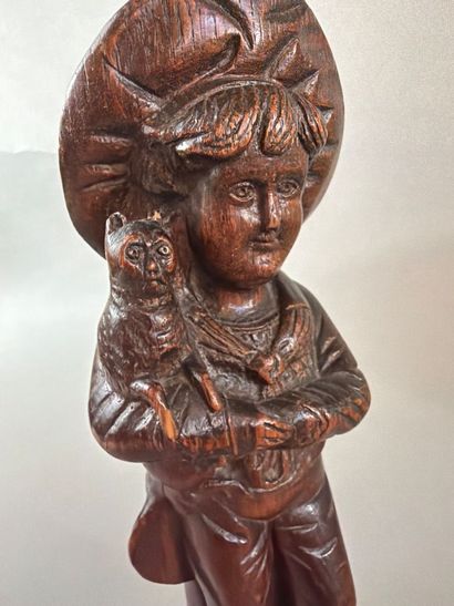 Paire de statuettes en bois de chêne sculpté,...