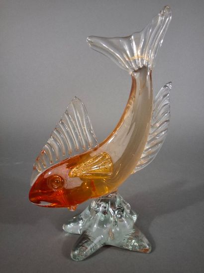 MURANO, dans le gout de. Deux poissons en...