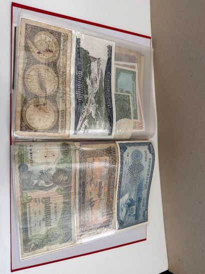 NUMISMATIQUE - Petit classeur de rangement...