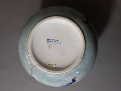 Camille THARAUD (1878-1956). Vase en porcelaine...