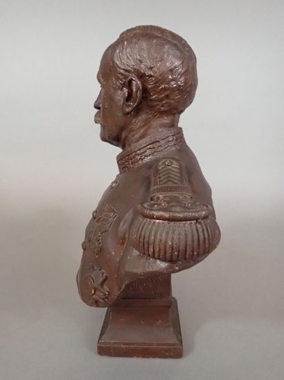 Auguste MAILLARD (1864-1944), Buste en plâtre...