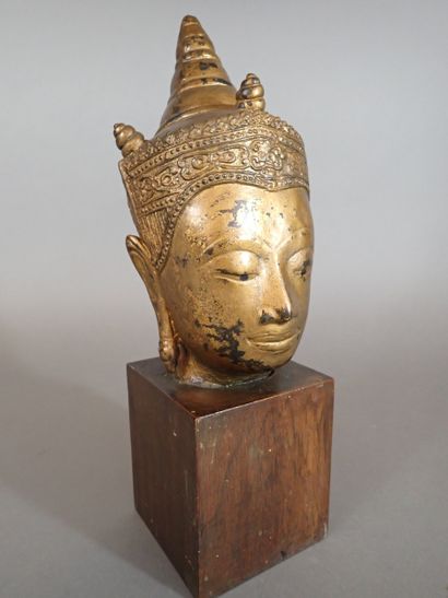 Thaïlande ? Tête de Boudha en alliage doré,...