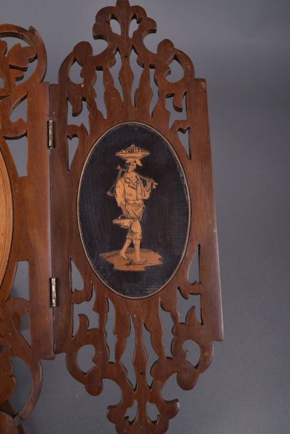Miroir portatif de voyage formant triptyque...