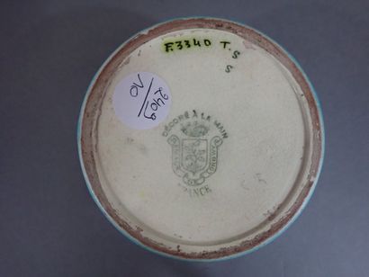 Longwy, France, Boite ronde en émaux de Longwy...