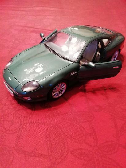 [VOITURE] MAISON, Aston Martin DB7 Vantage,...