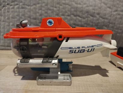 PLAYMOBIL - Lot comprenant sous-marin Blue...