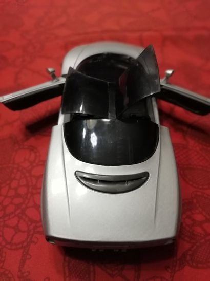 [VOITURE] REVELL - Italdesign Nazca M12,...