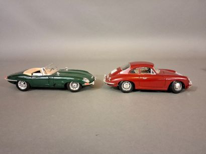 [VOITURE] BURAGO - Lot de 3 voitures en métal...