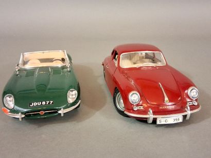 [VOITURE] BURAGO - Lot de 3 voitures en métal...