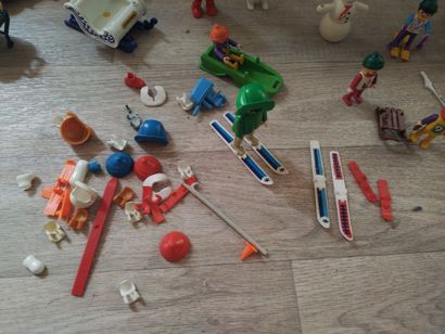 PLAYMOBIL - neige, ski, hiver, canoë, boîte...