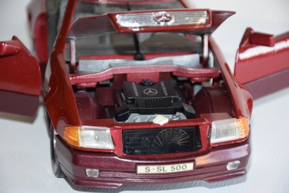 [VOITURE] Lot de 2 voitures, 1/18, sans boîte....