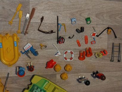 PLAYMOBIL - Lot comprenant sous-marin Blue...