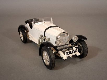 [VOITURE] BURAGO - Lot de 3 voitures en métal...