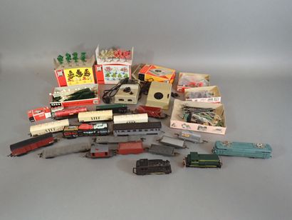 [TRAIN] JOUEF (HO). Fort lot de trains dont...