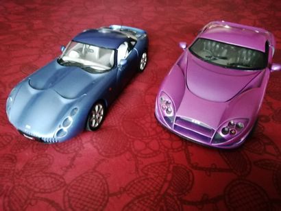 [VOITURE] Lot de 2 voitures, 1/18, sans boîte,...