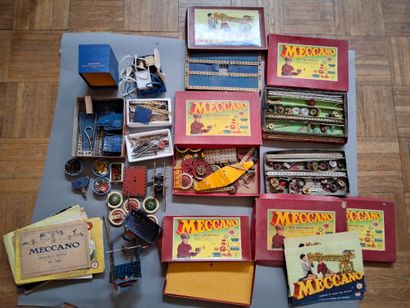 MECCANO - Meccano anciens et catalogues comprenant...