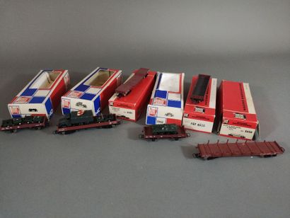 [TRAIN] - HO - Lot en boîtes comprenant :
-...
