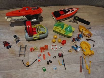 PLAYMOBIL - Lot comprenant sous-marin Blue...