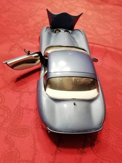 [VOITURE] Lot de 2 voitures, 1/18, sans boîte,...