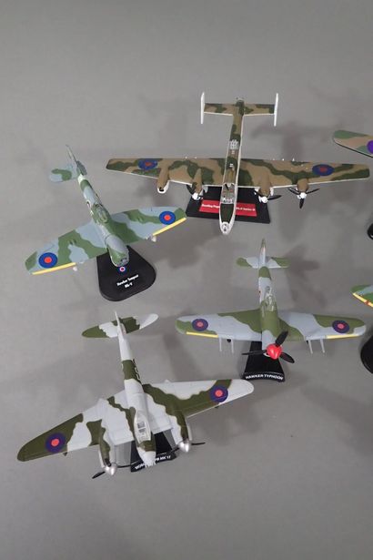[AVIONS MILITAIRES] Grande-Bretagne - Lot...