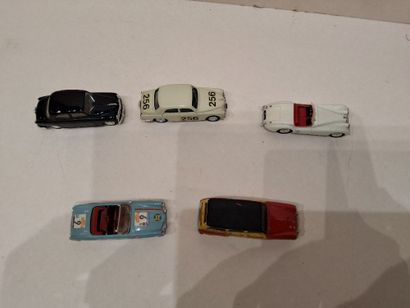 [VOITURE] - Lot de 5 voitures en métal et...