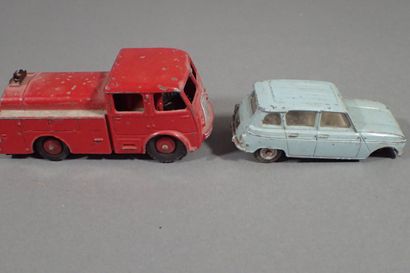 [VOITURE] DINKY TOYS - Lot de 8 voitures/véhicules...