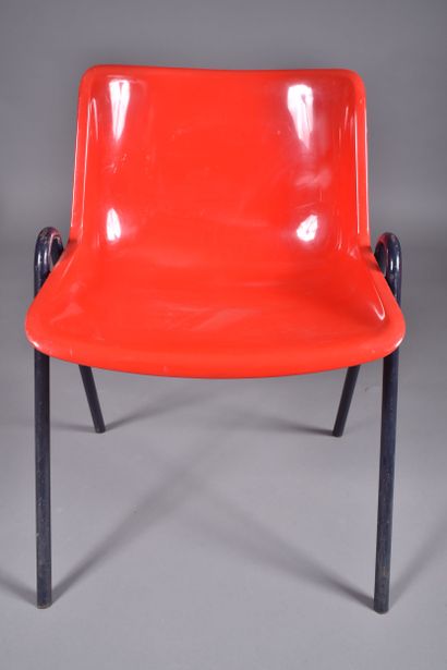 Osvaldo BORSANI (1911-1985). Suite de 6 chaises,...