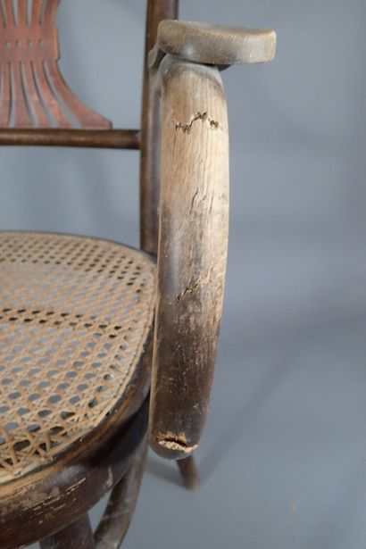 FISCHEL AUSTRIA. Fauteuil en bois thermo...