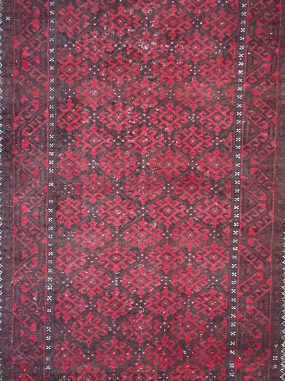TAPIS d'Orient en laine fait main, dans les...