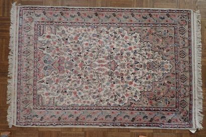 Tapis Pakistan en velours fait main, trame...