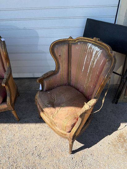 Ensemble de mobilier de salon de style Louis...