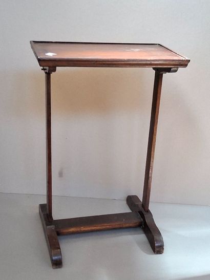 Sellette en chêne (haut. 71 cm ; plateau...