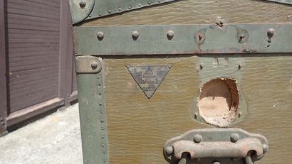 MOYNAT- Malle de voiture en toile enduite...