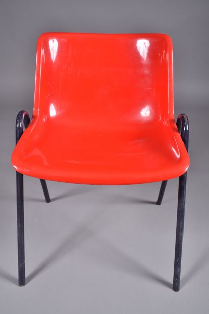 Osvaldo BORSANI (1911-1985). Suite de 6 chaises,...