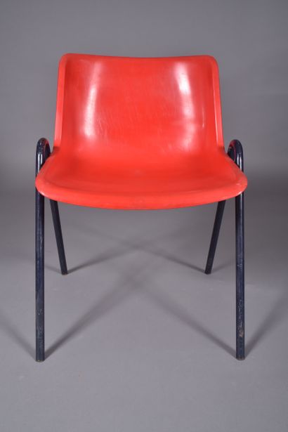 Osvaldo BORSANI (1911-1985). Suite de 6 chaises,...