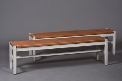 Ilmari TAPIOVAARA (1914-1999). Paire de bancs...