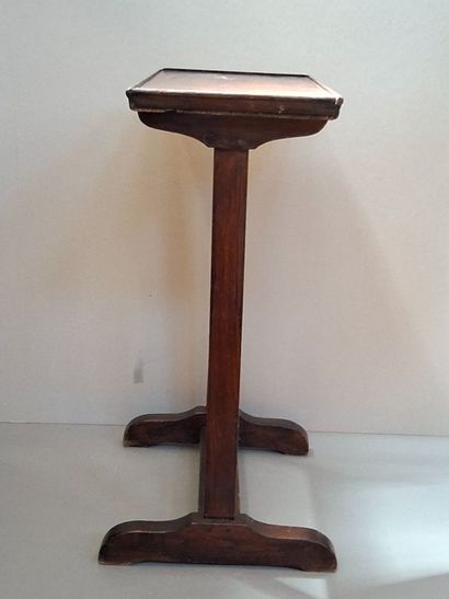 Sellette en chêne (haut. 71 cm ; plateau...