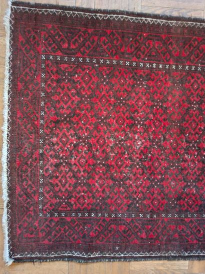 TAPIS d'Orient en laine fait main, dans les...
