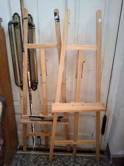 Lot de 2 chevalets en bois blanc (haut. 160...