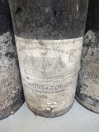 Ensemble de 7 bouteilles de vin comprenant...