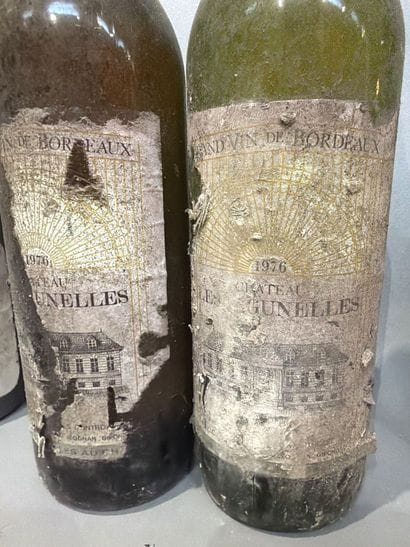 Ensemble de 12 bouteilles de vin comprenant...