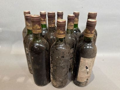 Ensemble de 12 bouteilles de Bordeaux, Château...