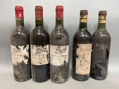 Ensemble de 5 bouteilles comprenant 3 B Château...
