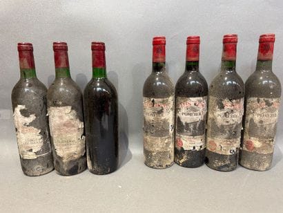 Ensemble de 7 bouteilles comprenant 4 B Clos...