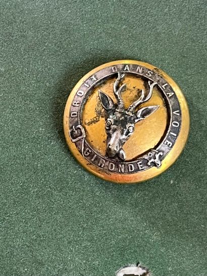 SO. Bouton de tenu de l’équipage de Virelade...